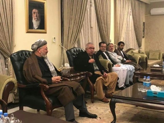 خلیلی در واکنش به اظهارات مارشال دوستم: جنگ سیاستی ناکام است، به مردم آسیب میزند