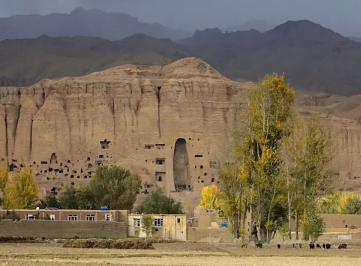 Taliban Orders Removal of Shia Jafari Jurisprudence Books from Schools in Bamiyan