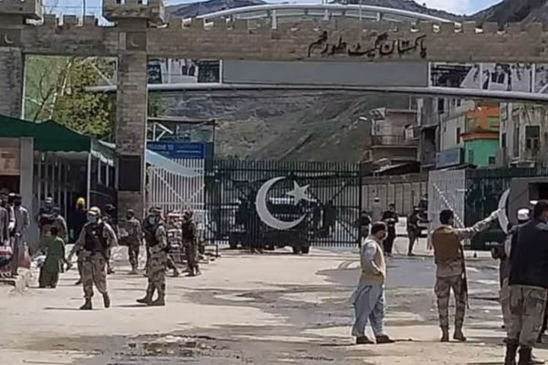 Pakistan To Reopen Torkham Border Crossing At Taliban’s Request