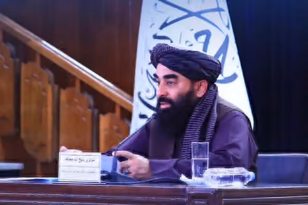 مجاهد: تېر کال د افغانستان له سوداګریزو لارو څه باندې ۷،۶ مېلیون مټریک ټنه انتقالات شوي