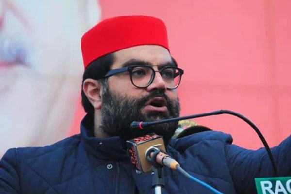 اېمل ولي خان: د پښتونخوا او مرکز حکومتونه د ترهګرۍ لهمنځه وړلو په تړاو جدي نهدي