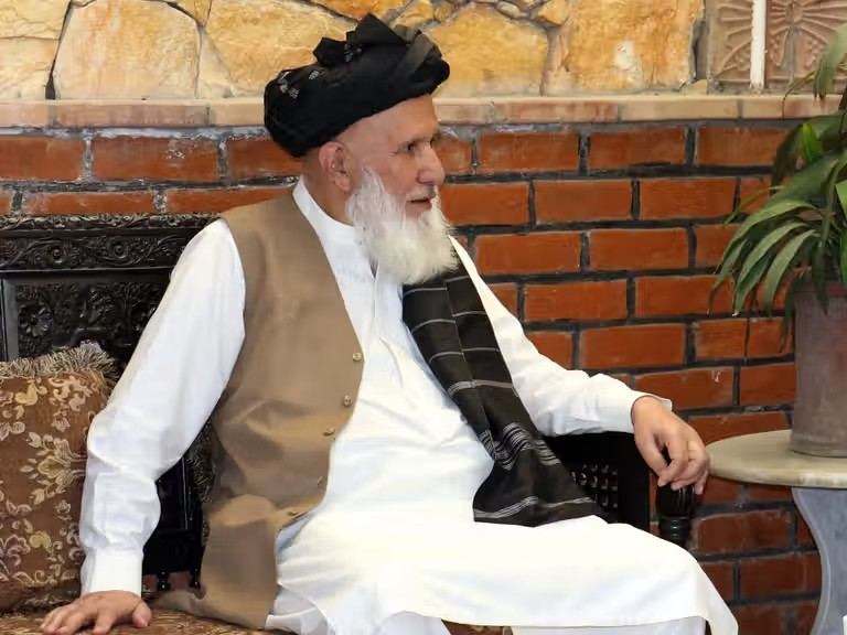 حاجی دین محمد حامل طرح های فرمانده عبدالحق به بن‌لادن