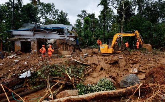 در سیلابهای موسمی امسال ۱۷۸ تن در پاکستان و بیش از ۴۰۰ تن در هند و نیپال کشته شدند