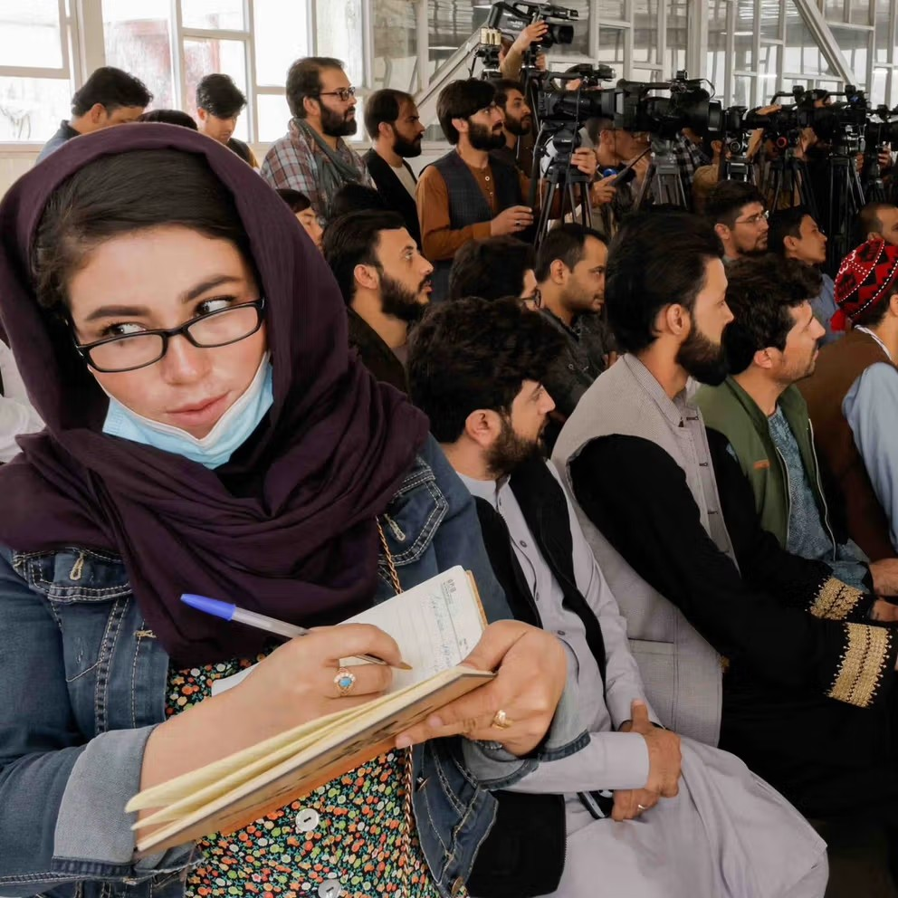 مركز حرية التعبير: 86٪ من الصحفيات في أفغانستان فقدن وظائفهن