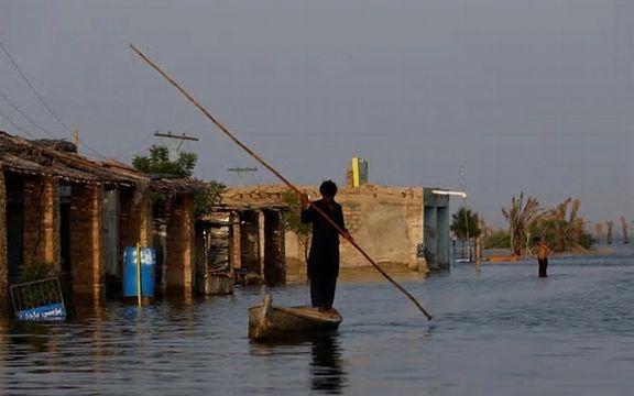 دبیرکل سازمان ملل میگوید سیلابها در پاکستان "ویرانی غیرقابل تصوری" بر جا گذاشته است