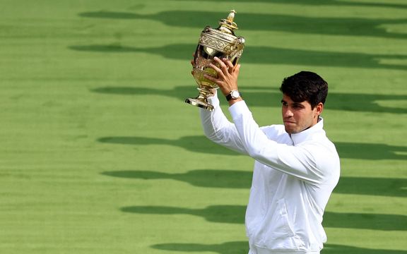کارلوس آلکاراس اسپانیایی برای دومین سال پیاپی قهرمان تنیس گرند اسلم ویمبلدون شد