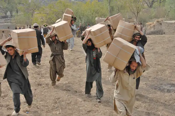 سي اېن اېن: افغانستان له جګړې وتلی، خو له بشري ناورين سره مخ دی