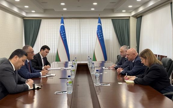 مقامهای پولند و اوزبیکستان بر تقویت همکاری با افغانستان تاکید کردند