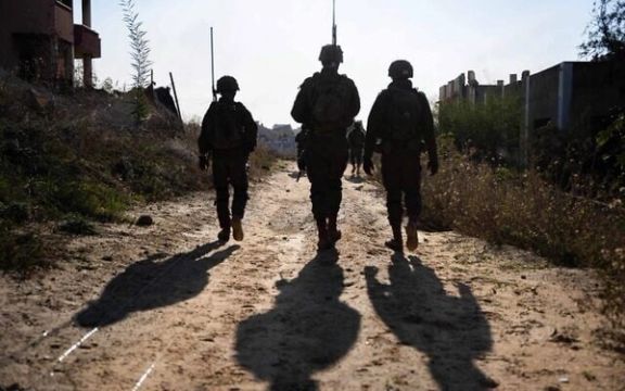 اسراييل سبا ته ۱۱۰ فلسطيني بنديان خوشې کوي چې له دې جملې ۳۳ يې په عمري بند محکوم دي