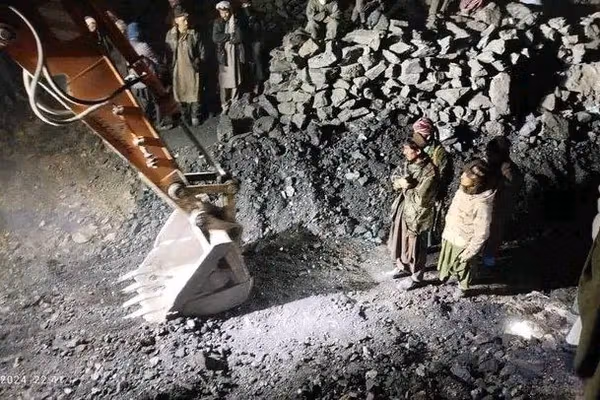 بررسی فعالیت سهساله وزارت معادن طالبان؛ تخلفهای پنهان مقامهای طالبان در قراردادها