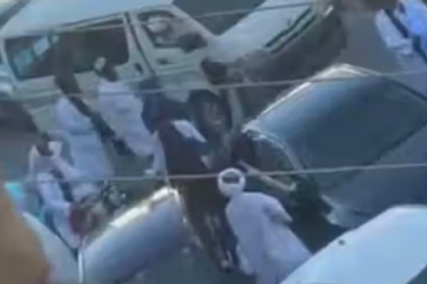 «سجينات في منازلهن».. نساء هرات يروين كيف غيّرت قيود طالبان حياتهن