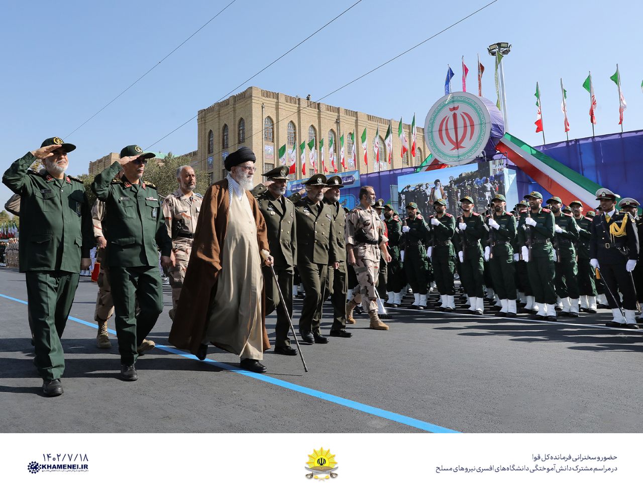 علی خامنه‌ای از حمله حماس به اسرائيل ستایش کرد اما نقش جمهوری اسلامی در آن را رد کرد