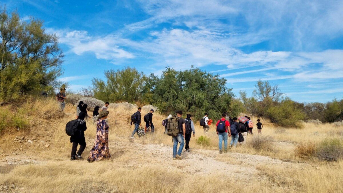 د کډوالو د ملاتړ بنسټ «ارسا» د لادرکه کډوالو د نړۍوالې ورځې نومولو کمپاین پیل کړی