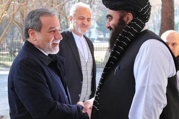 ایراني رسنۍ: ښایي ایران هم د طالبانو حکومت په رسمیت وپېژني