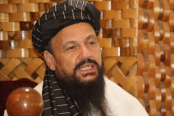 سرچینې: د هبتالله د فرمانونو ریاست د طالبانو د یو وزیر له خوا د خپلوانو ګومارنې څېړي