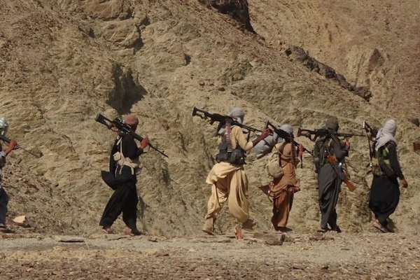 بلوڅ بیلتون پالې ډلې د بلوچستان پر بیلابیلو سیمو هم مهاله پرلپسې بریدونه کړي