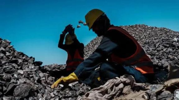 د کارګرو نړۍواله ورځ؛ ایا په افغانستان کې کارګر ورځ لري؟