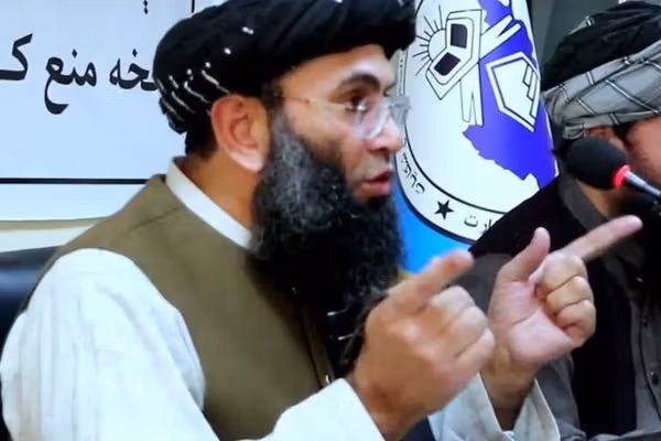 د خالد حنفي ادعا: د طالبانو له واکمنېدو مخکې افغانستان کې عیسویت ته د بلنې سلګونه مراکز وو