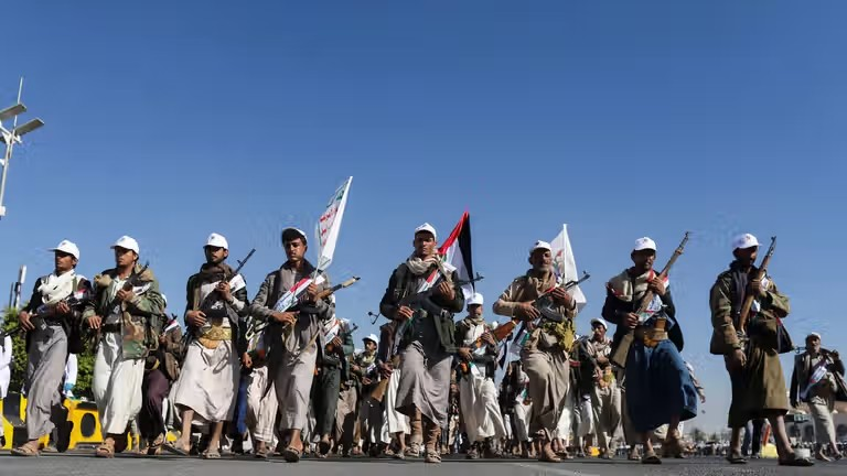 مصادر أمنية: طالبان تسعى لجرّ باكستان إلى حرب اليمن