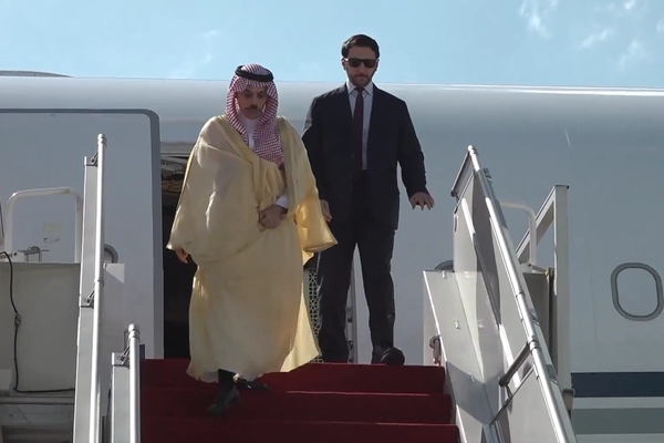 د سعودي عربستان د بهرنیو چارو وزیر اسلاماباد ته ورسېد