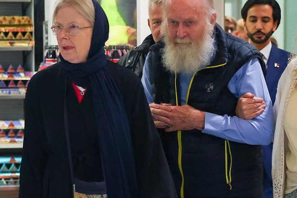 بریتانوي جوړې د طالبانو د زندان پر مهال د خپلو تریخو شېبو کیسه کړې