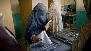 له بیعته تر انتخاباتو پورې