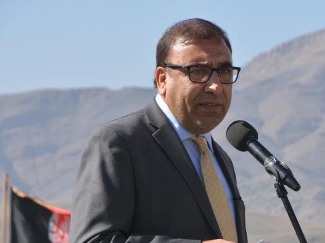 شاه محمود میاخېل: افغانستان د پاکستان په هر اړخیز ښکېلاک کې ګېر دی