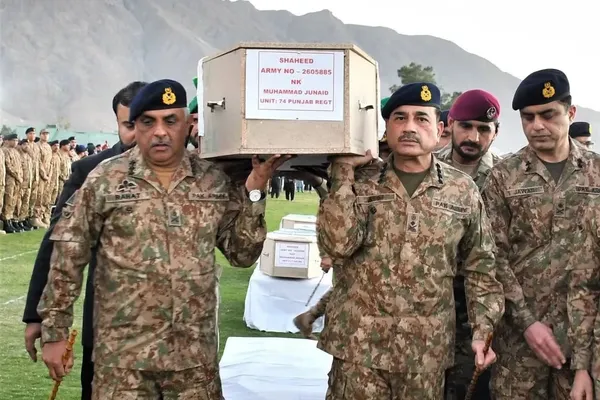 گروه بینالمللی بحران: پاکستان از بازگشت طالبان بیشترین زیان را دیده است