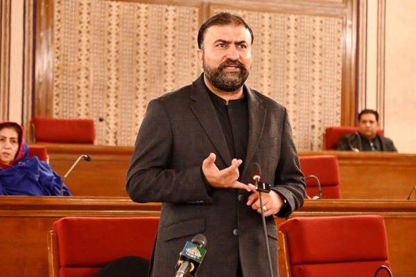 د بلوچستان سر وزیر: د افغان کډوالو د بېرته ستنېدو بهیر دې بشپړ شي