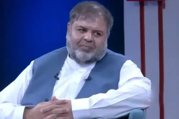 خُرم: له طبي زده کړو د افغان محصلانو محرومول د پاکستان دښمنانه سیاست ښيي