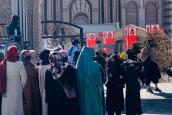 طالبان تمنع النساء من دخول معرض دولي في كابل