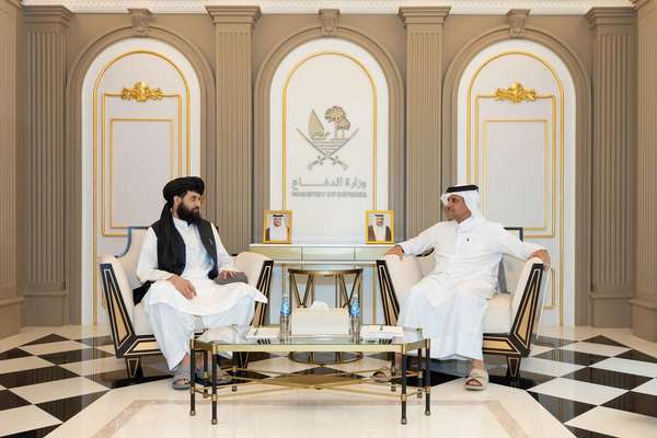 یعقوب مجاهد د قطر دولت د دفاع له وزیر سره وکتل