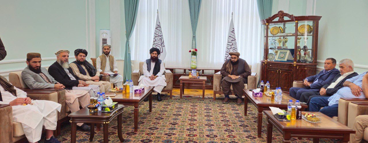 تاشکند به سفیر طالبان اجازه نداد پرچم این گروه را کنار پرچم اوزبیکستان بگذارد