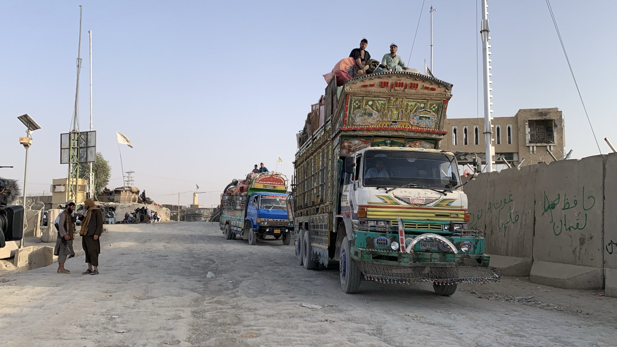 تېره ورځ له پاکستان او ایران څخه ۹۹۵۲ تنه کډوال افغانستان ته راستانه شوي
