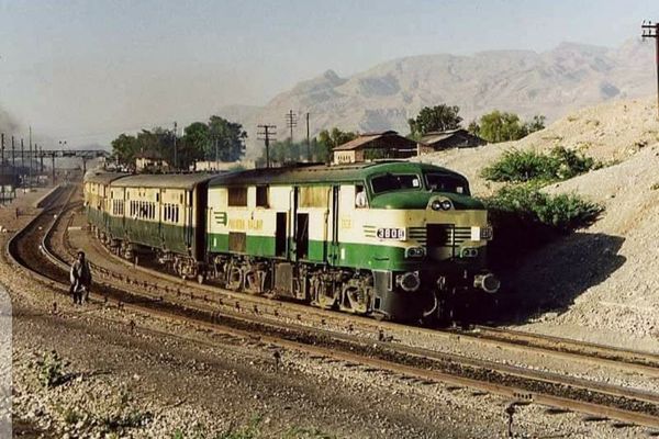 د کویټې او د پاکستان د نورو ښارونو ترمنځ د اورګاډو تګ راتګ ځنډول شوی