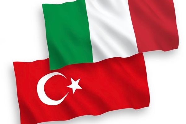 د ایټالیا د بهرنیو چارو وزیر: د ایران په مسله کې د ترکیې له منځګړیتوب او هڅو ملاتړ کوو