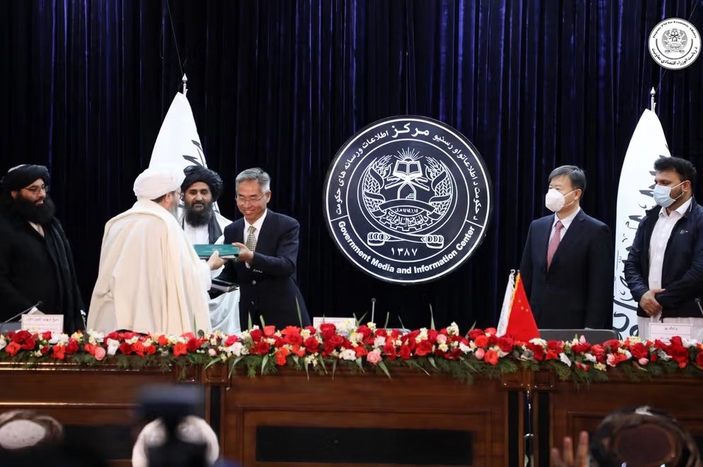 در پی لغو قرارداد استخراج نفت آمو دریا، «طالبان شهروندان چینی را بازداشت کرده است»