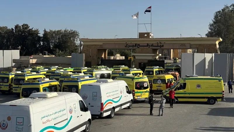 د غزې او مصر ترمنځ رفح بندر د تګ‌راتګ لپاره پرانیستل شو