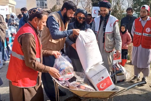 په کاپیسا او جوزجان ولایتونو کې پر ۹۵۰ کورنیو مرستې وېشل شوې