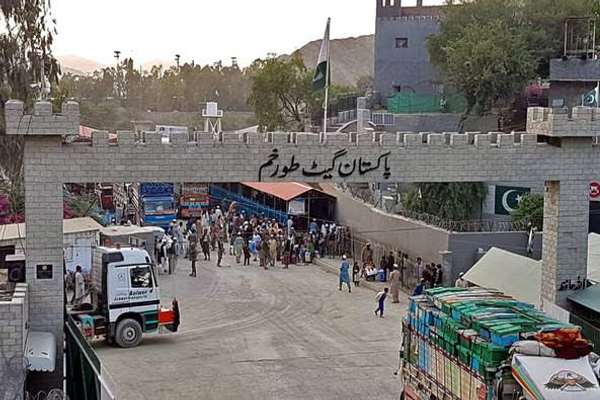 د طالبانو او پاکستان ترینګلې اړیکې؛ پر ډیورنډ کرښه د دروازو بندېدو دوه اونۍ پوره شوې