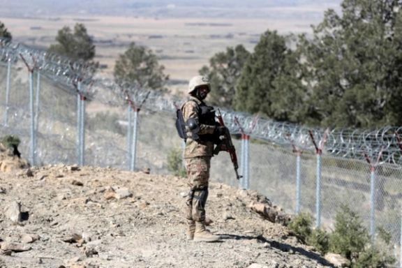 پاکستان: له افغانستانه د ترهګرو راوښتلو د مخنیوي لپاره پر فرضي کرښه څار زیاتوو