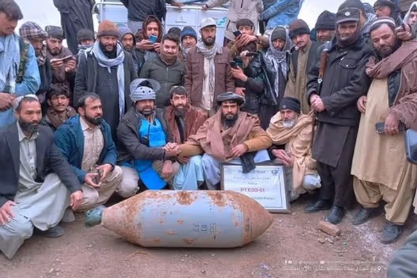 تفكيك قنبلة تزن 500 كيلوغرام من مخلّفات الحروب السابقة في هرات