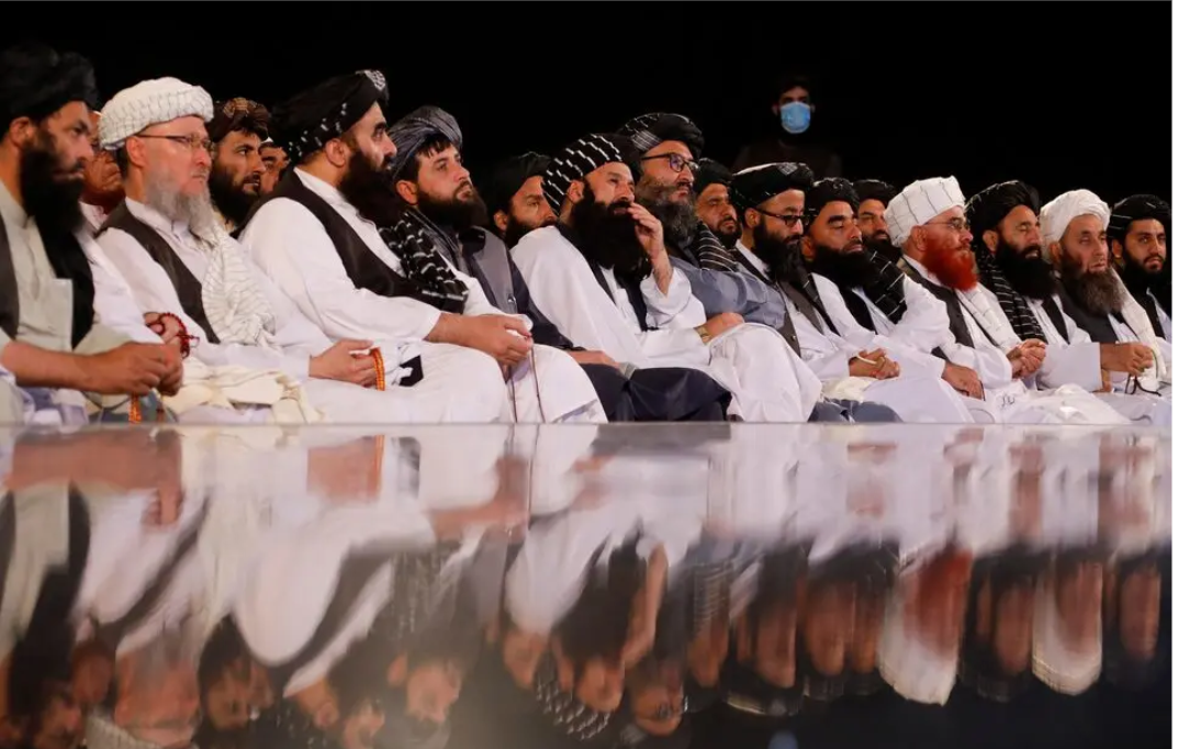 پنج سال پس از امضای توافقنامه صلح، سران طالبان هنوز در لیست تحریم‌ها قرار دارند.