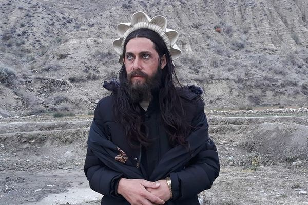 طالبانو خپل یو پخوانی قوماندان له پاکستاني طالبانو سره د همکارۍ له امله نیولی
