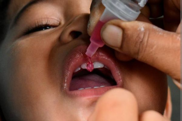 طالبان وايي د پولیو کمپاین پر مهال به ۷.۳ مېلیونه له پنځو کلونو کم عمره ماشومان واکسین شي