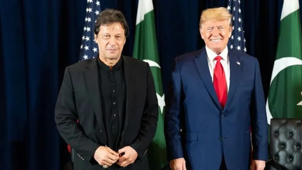 همزمان با افزایش امید به آزادی عمران خان تحلیلگران از کاهش توجه امریکا به پاکستان می‌گویند