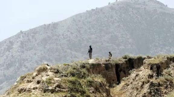 کونړ کې له تېرې ورځې راهیسې د پاکستان په بریدونو کې یو ملکي وګړی وژل شوی او ۳ نور ټپیان دي