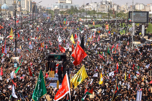 جنازه رهبر پیشین جمهوری اسلامی در کربلا و نجف تشییع شد