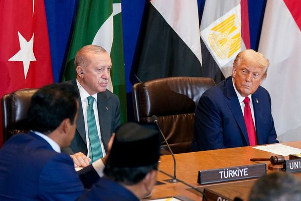 نیویارک تایمز: ترامپ گفته اجازه نمیدهد اسرائیل کرانه باختری را به خاکش ضمیمه کند