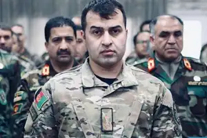 سادات: افغانها اول میجنگند بعد سیاست میکنند